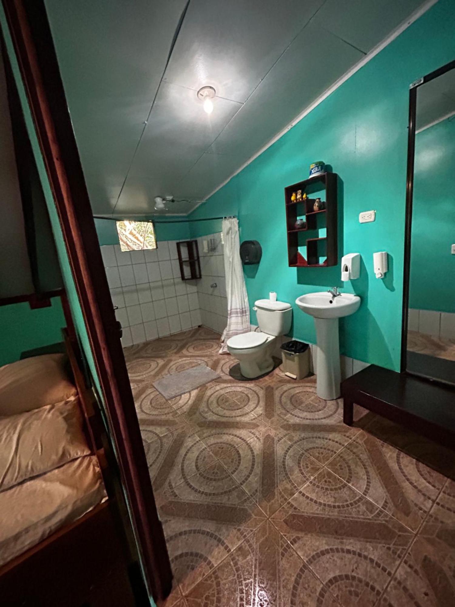 Nativos Corcovado Cabins Drakes Bay エクステリア 写真
